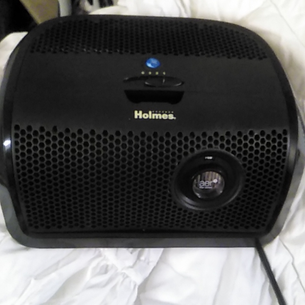 Holmes air purifier